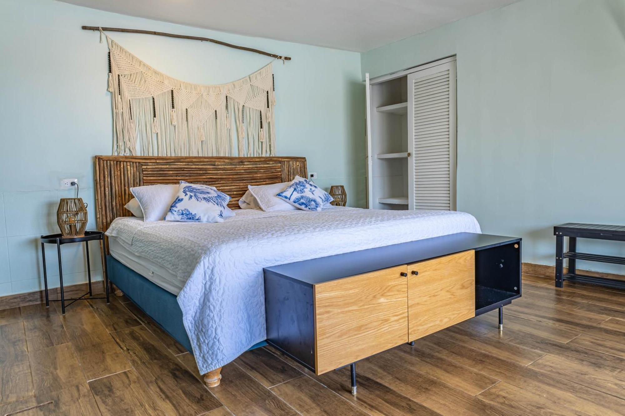 Fragata Island House Hotel Cartagena Room photo